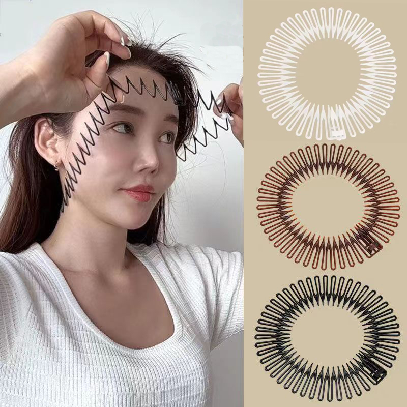 Travel Accessories For Elderly - Peigne Flexible extensible en plastique pour